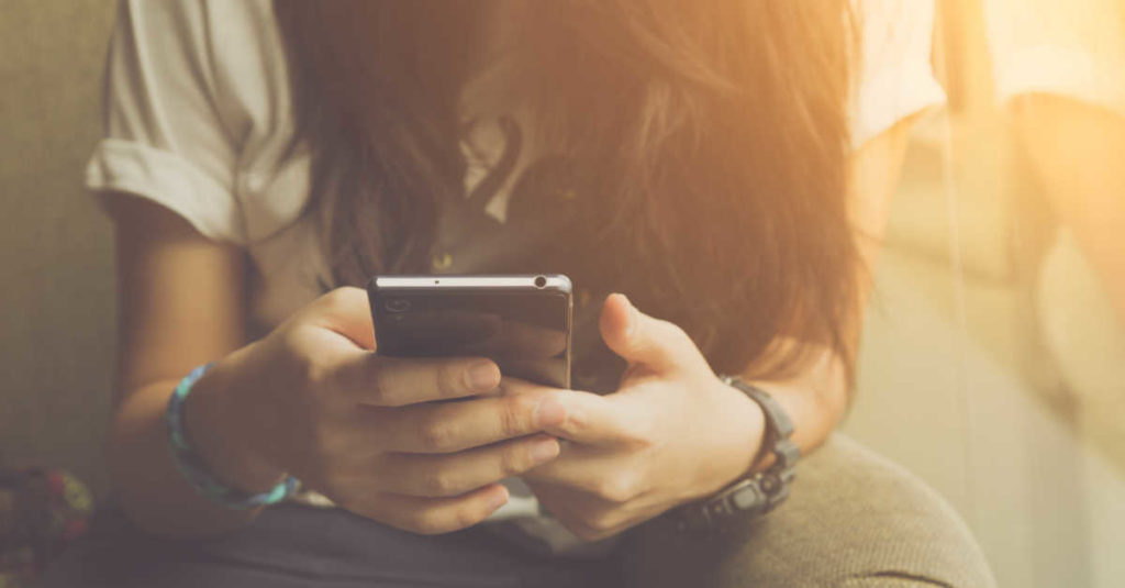 Here Are The Tech Rules You Need For Tweens And Teens